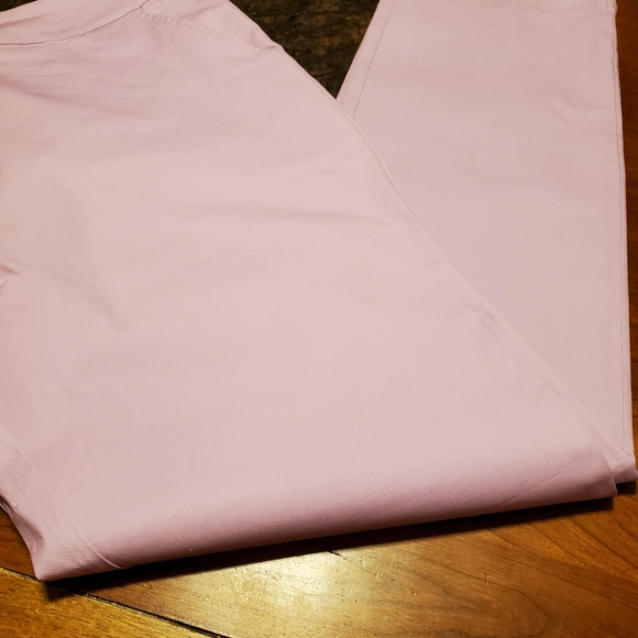 Signature  Collection - Picture 4 of 5